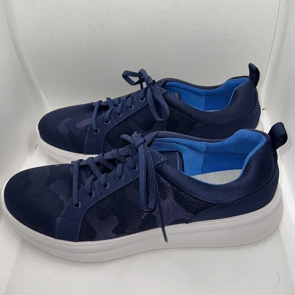 Clarks EZERA‎ cloud steppers lace up Dark Blue comfort shoes sneakers Sz 10 A